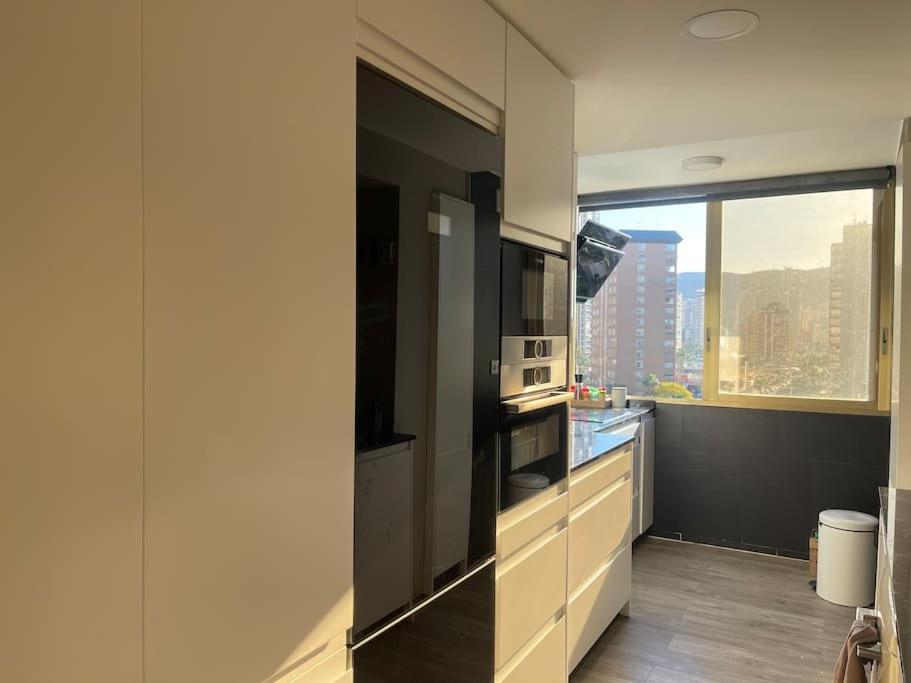 Precioso Apartamento En El Centro De Бенидорм Экстерьер фото